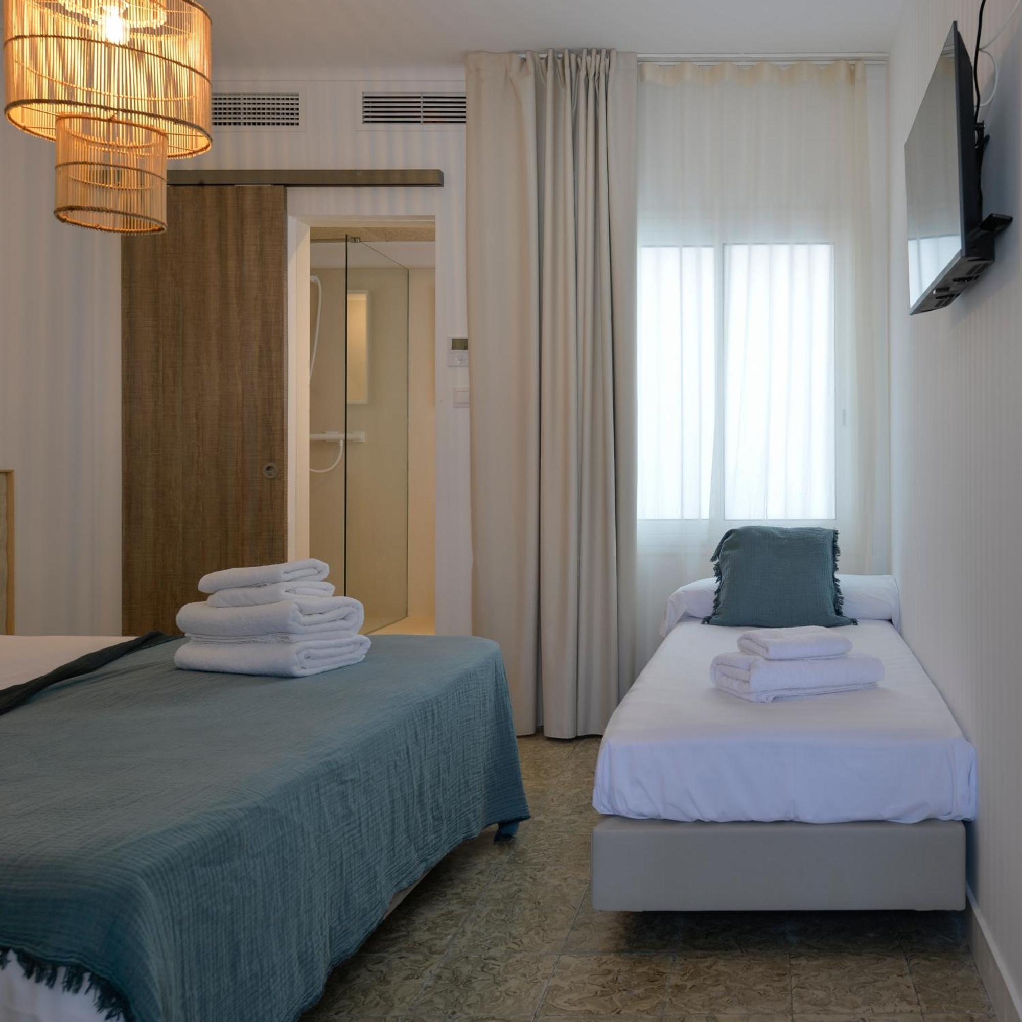 Hostal Boutique Sa Nansa Tossa de Mar Rum bild
